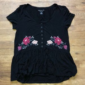 Black embroidered American Eagle t-shirt